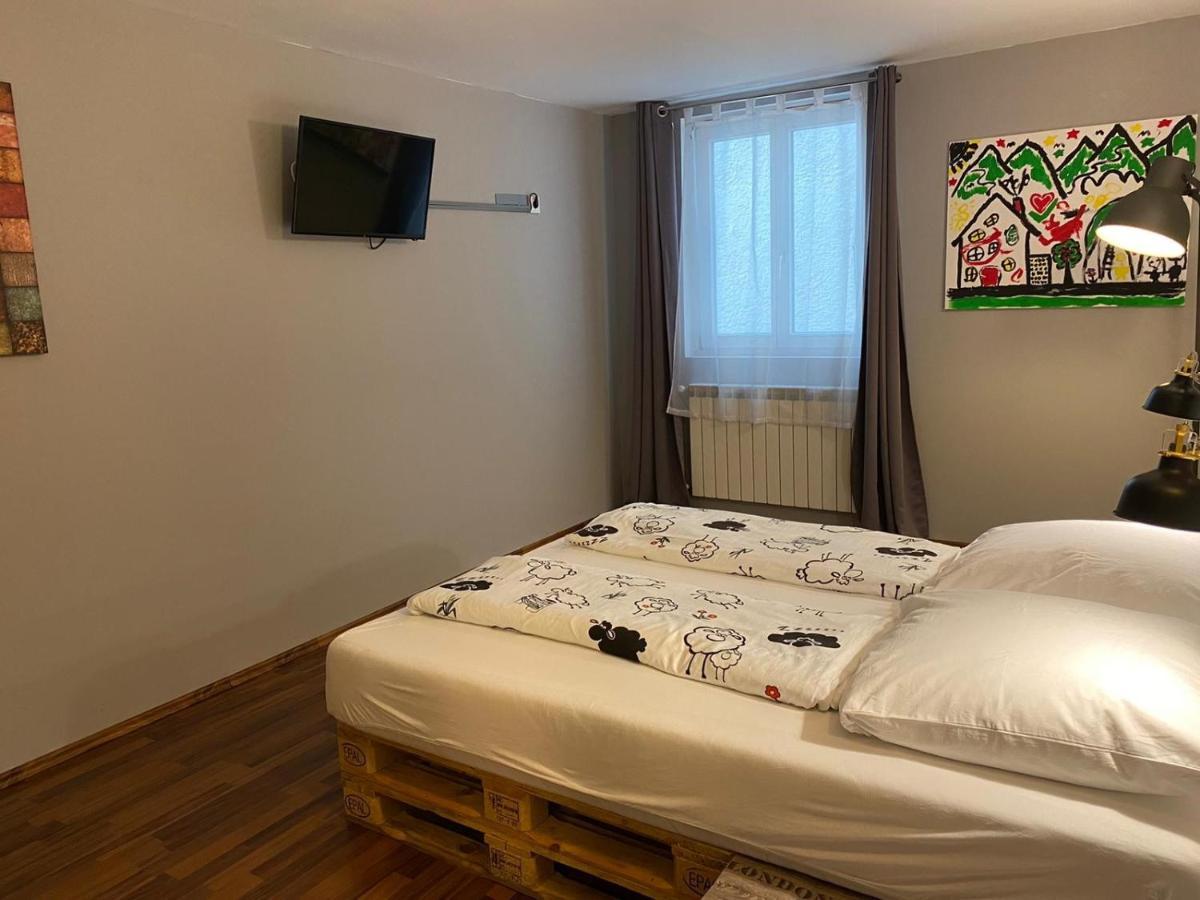 Apartamento Fewo Mattiello'S Mengen Exterior foto